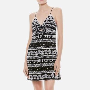 Alice + Olivia Roe Womens Embroidered Tie Front Mini Dress - size 8 -worn once
